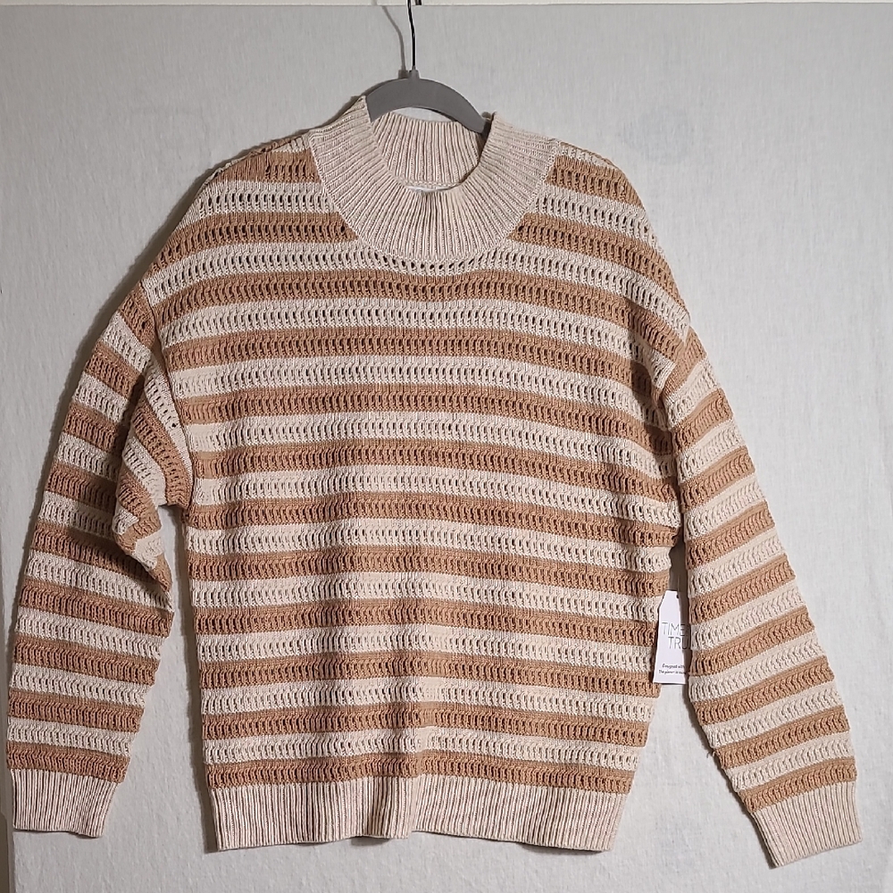 Time and Tru NWT Beige and Tan Striped Crewneck Knit Sweater Size Large